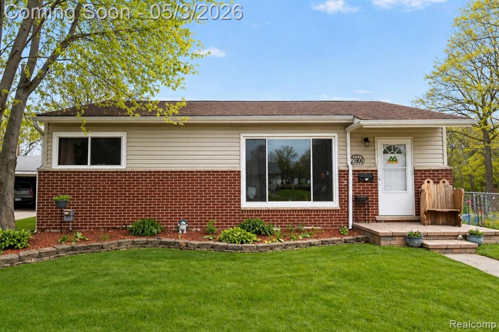 27604 Rialto Street, Madison Heights, MI 48071 — front exterior