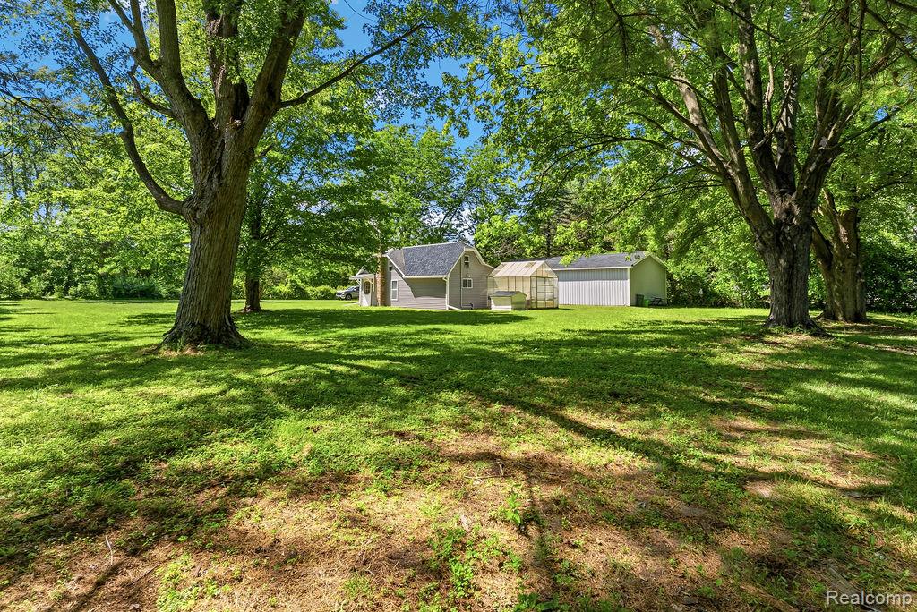 6256 Turner Road, Flushing, MI 48433 — Photo 24