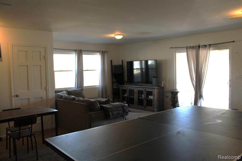 9611 WHITEWOOD Road, Pinckney, MI 48169 — Photo 27