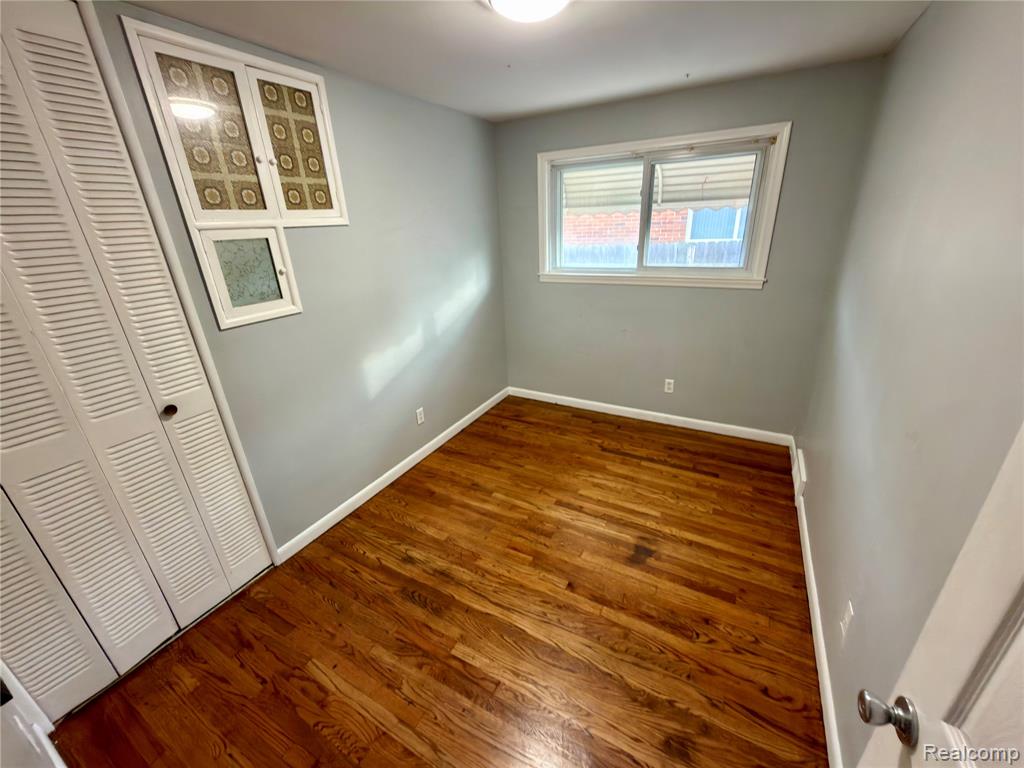 4436 Gertrude Street, Dearborn Heights, MI 48125 — Photo 16