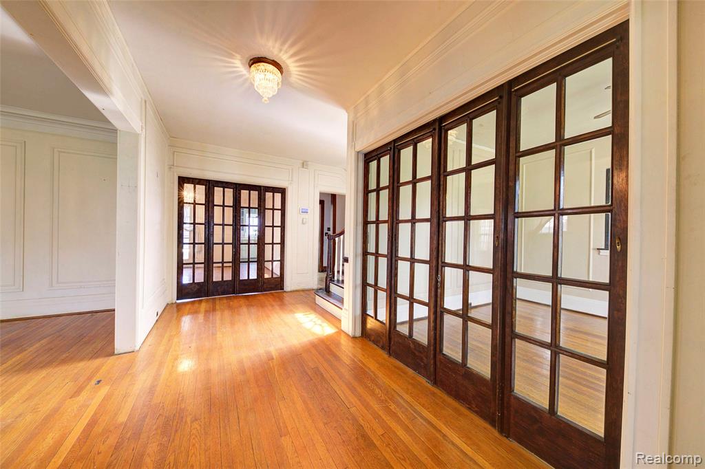 121 Longfellow Street, Detroit, MI 48202 — Photo 10