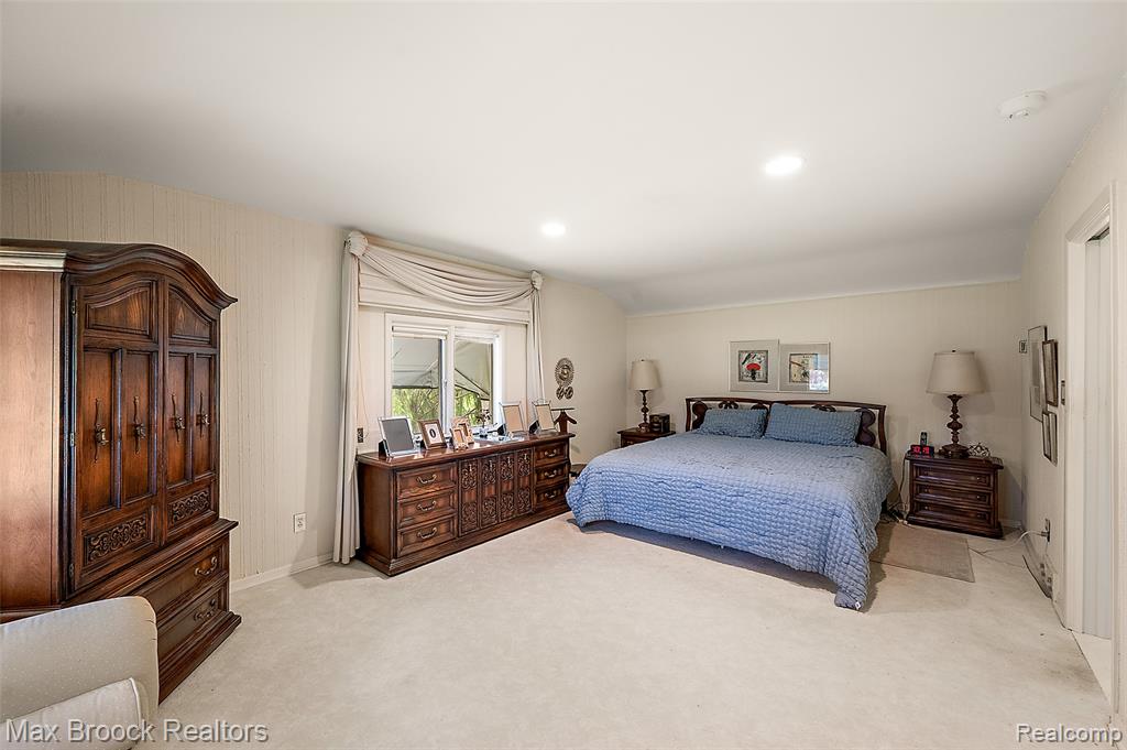 30400 Woodhaven Lane, Beverly Hills, MI 48025 — Photo 18