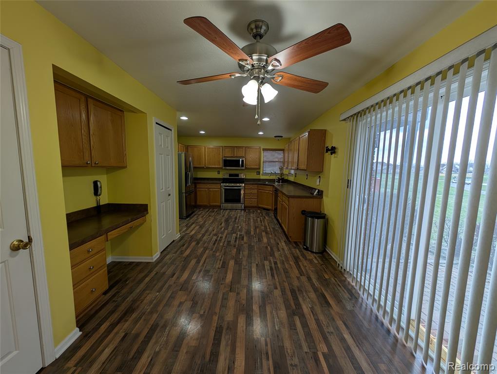 33445 Bay Hill Drive, Romulus, MI 48174 — Photo 19