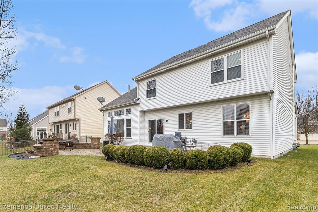 1304 YOSEMITE VALLEY Drive, Milford, MI 48381 — Photo 40
