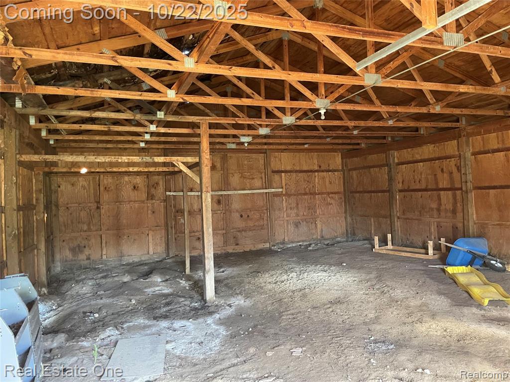 6335 Tubspring Road, Almont, MI 48003 — Photo 24