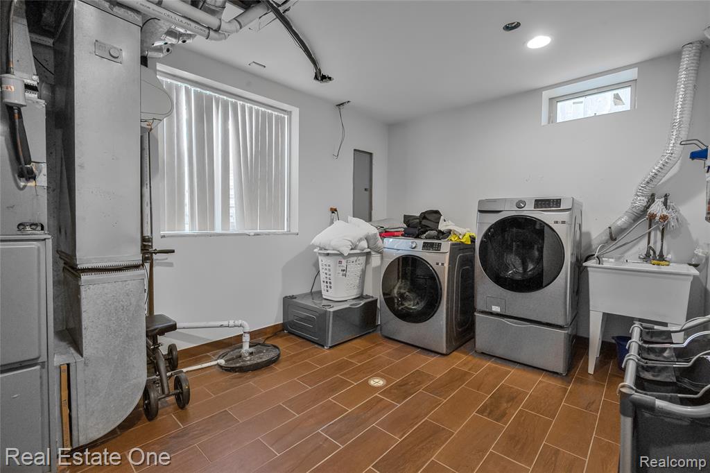 6067 N Vernon Street, Dearborn Heights, MI 48127 — Photo 49
