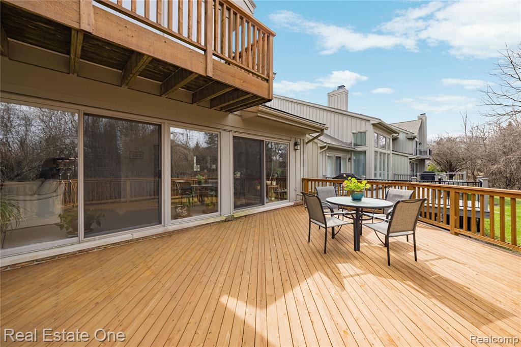 7026 Daventry Woods Drive, West Bloomfield, MI — Photo 52