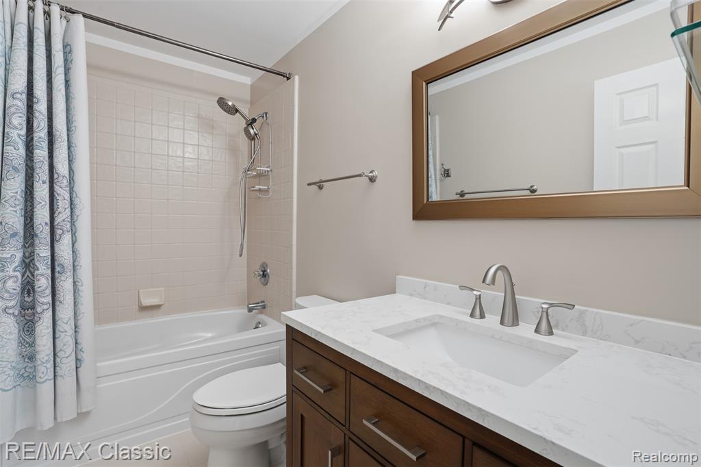 5500 Irene Boulevard, White Lake, MI 48383 — Photo 35