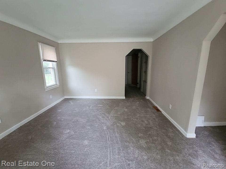 7732 DOLPHIN, Redford, MI 48239 — Photo 10