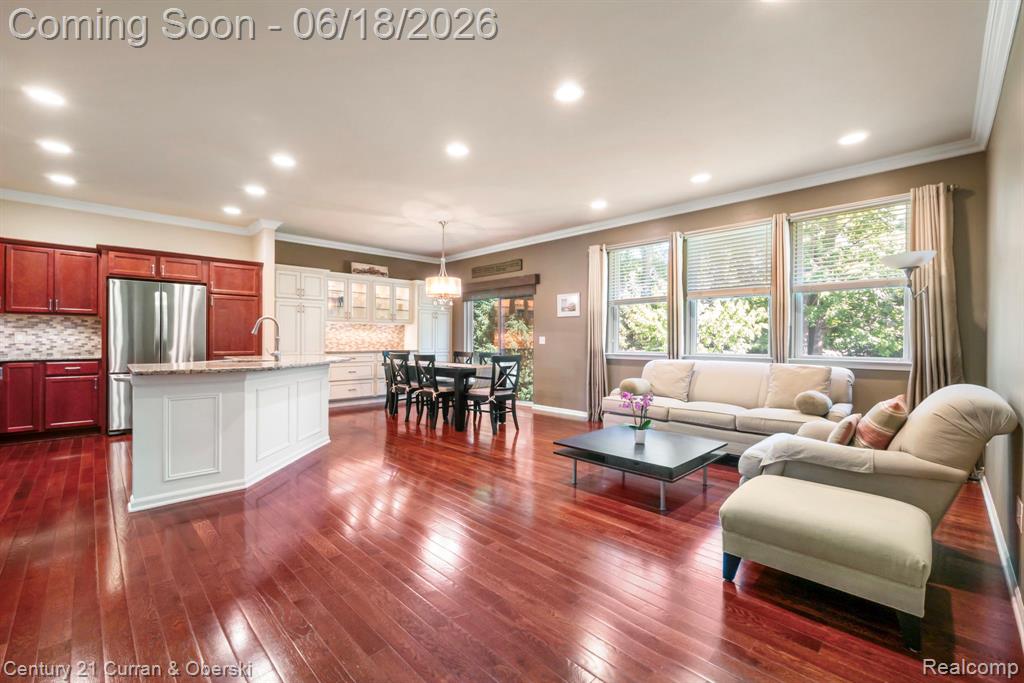 1086 Paddock Drive, South Lyon, MI 48178 — Photo 25