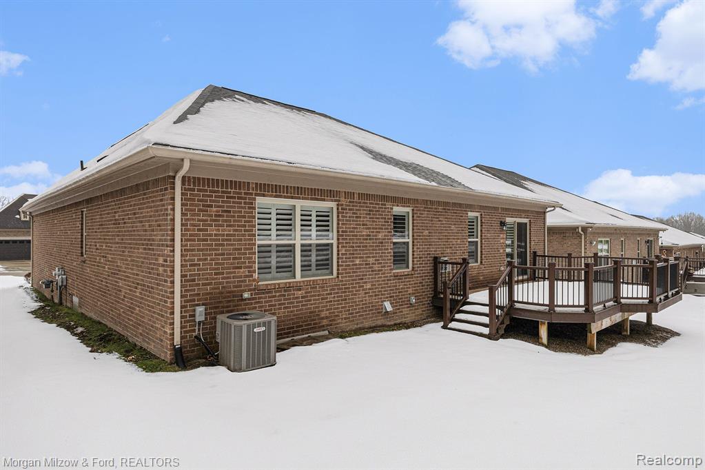 5516 Woodfall Road, Clarkston, MI 48348 — Photo 23