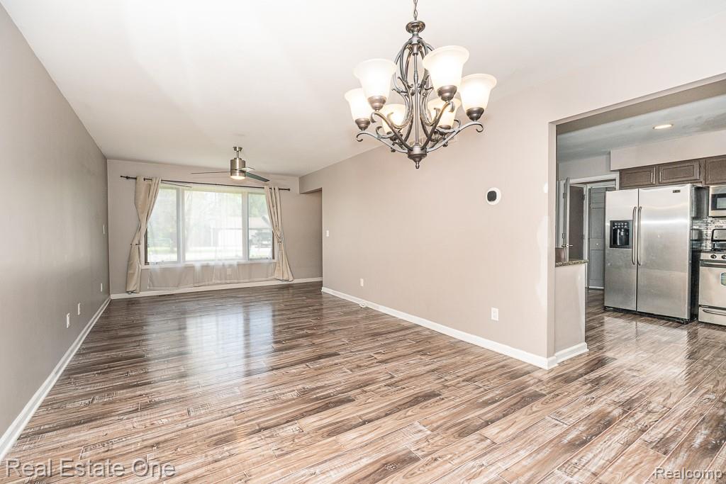 668 Sherry Drive, Lake Orion, MI 48362 — Photo 9