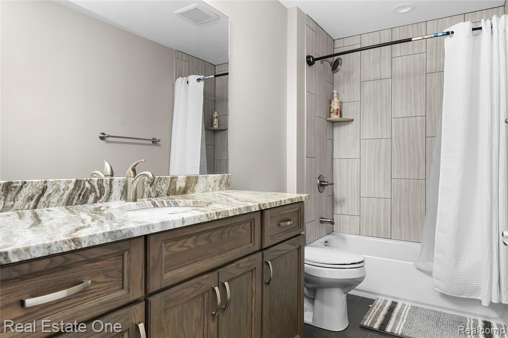 3259 Rush Lake Road, Pinckney, MI 48169 — Photo 37