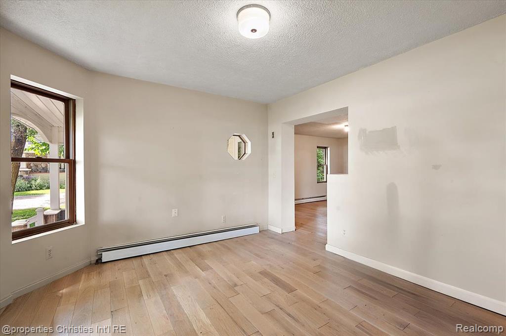 157 E Elmwood, Leonard, MI 48367 — Photo 43