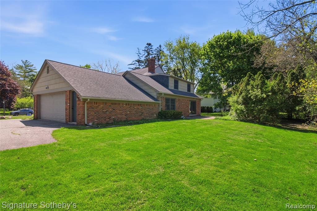 4576 Wagon Wheel Drive, Bloomfield Hills, MI — Photo 24