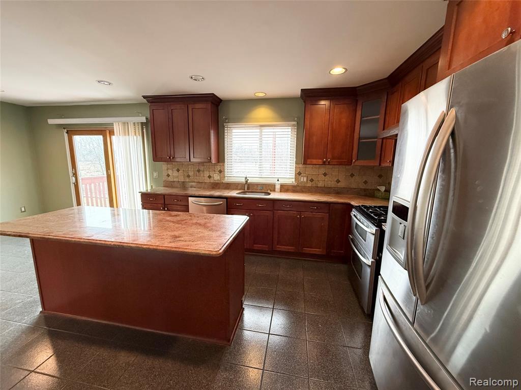 6842 Indian Creek Drive, West Bloomfield, MI — Photo 11
