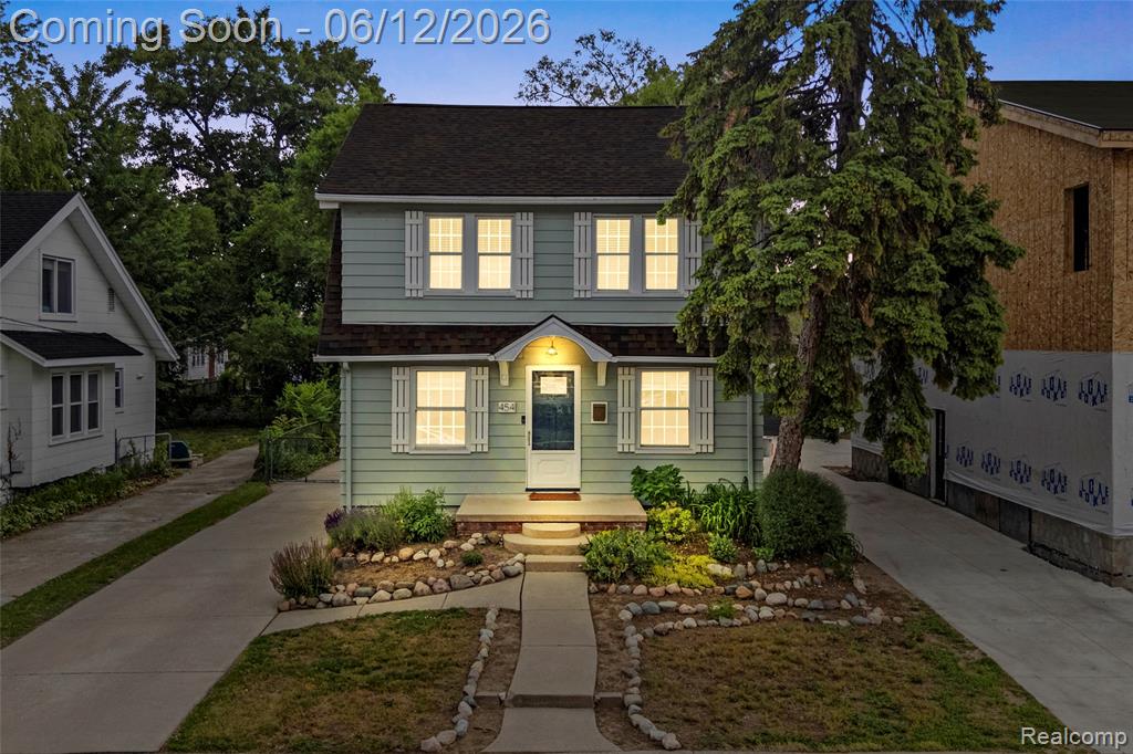 454 W Saratoga Street, Ferndale, MI 48220 — front exterior