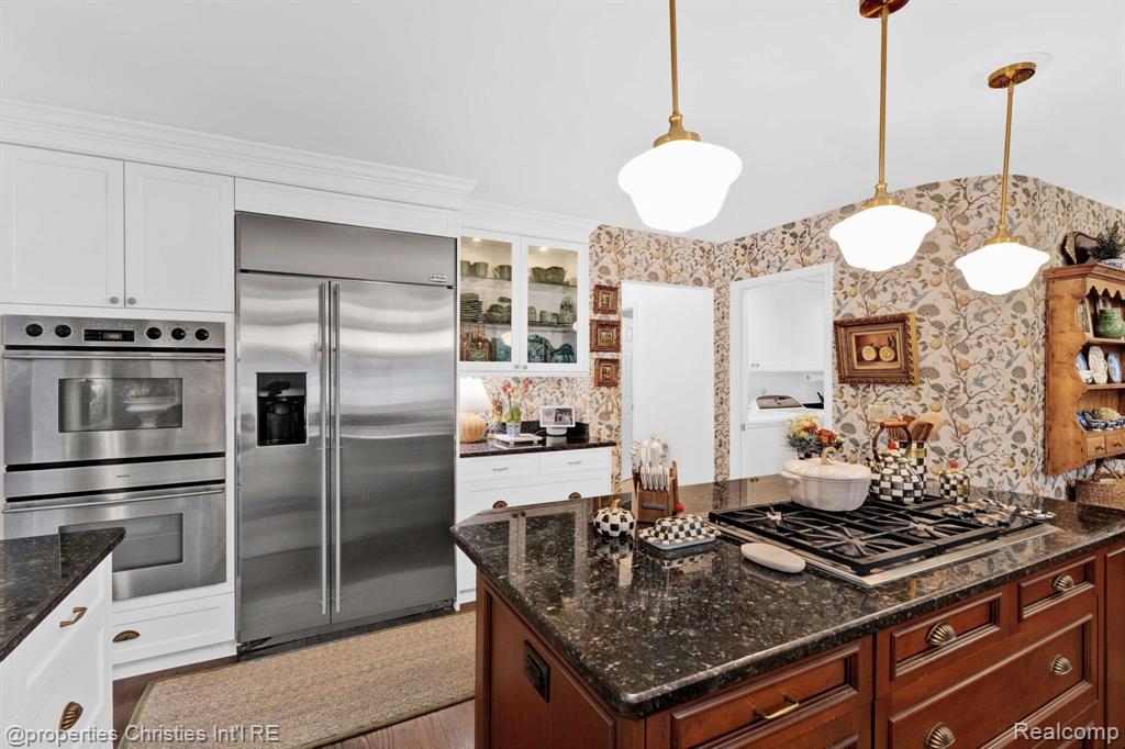 4845 CLIFFSIDE Drive, West Bloomfield, MI 48323 — Photo 24