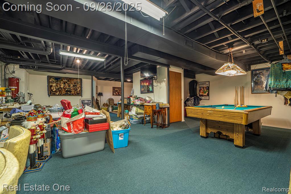 6764 Redford Circle, Troy, MI 48085 — Photo 33