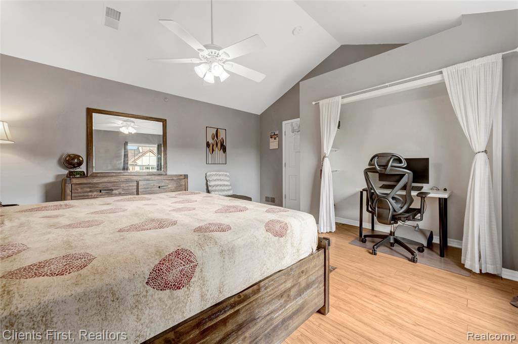 41495 COPPER CREEK Drive, Canton, MI 48187 — Photo 25