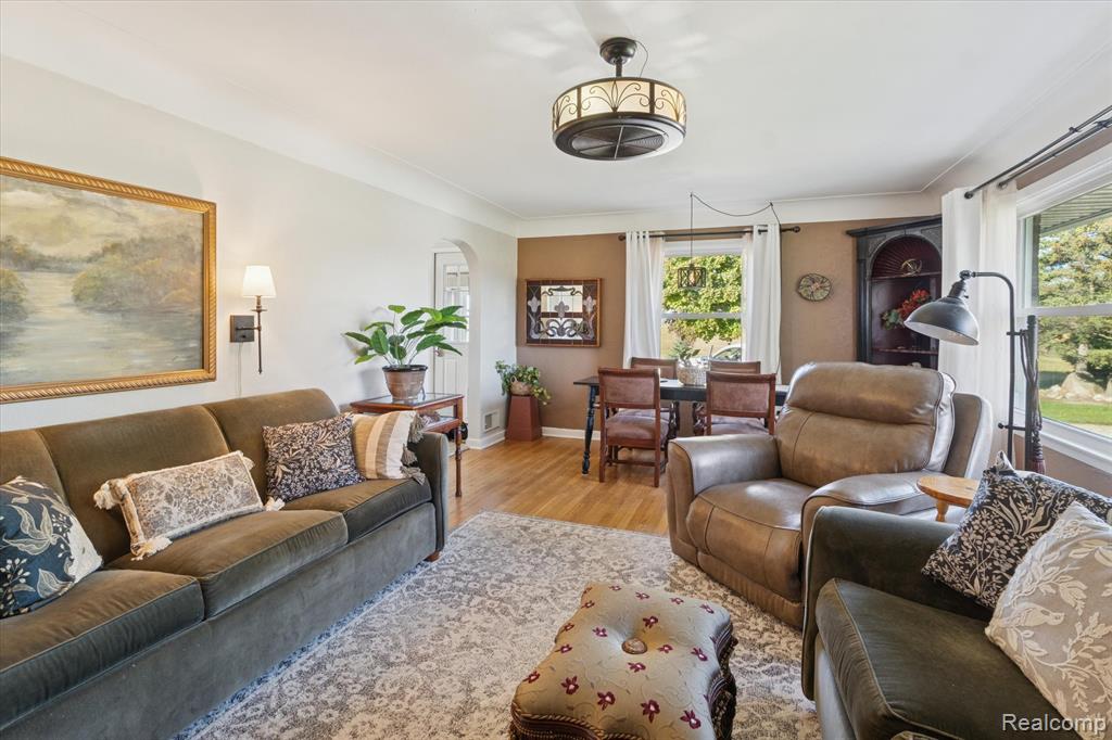16303 Almont Road, Allenton, MI 48002 — Photo 10