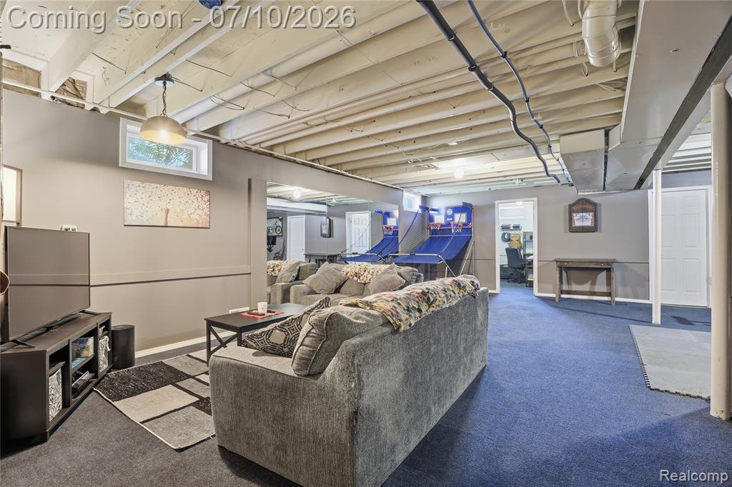 5275 E Maple Avenue, Grand Blanc, MI 48439 — Photo 38