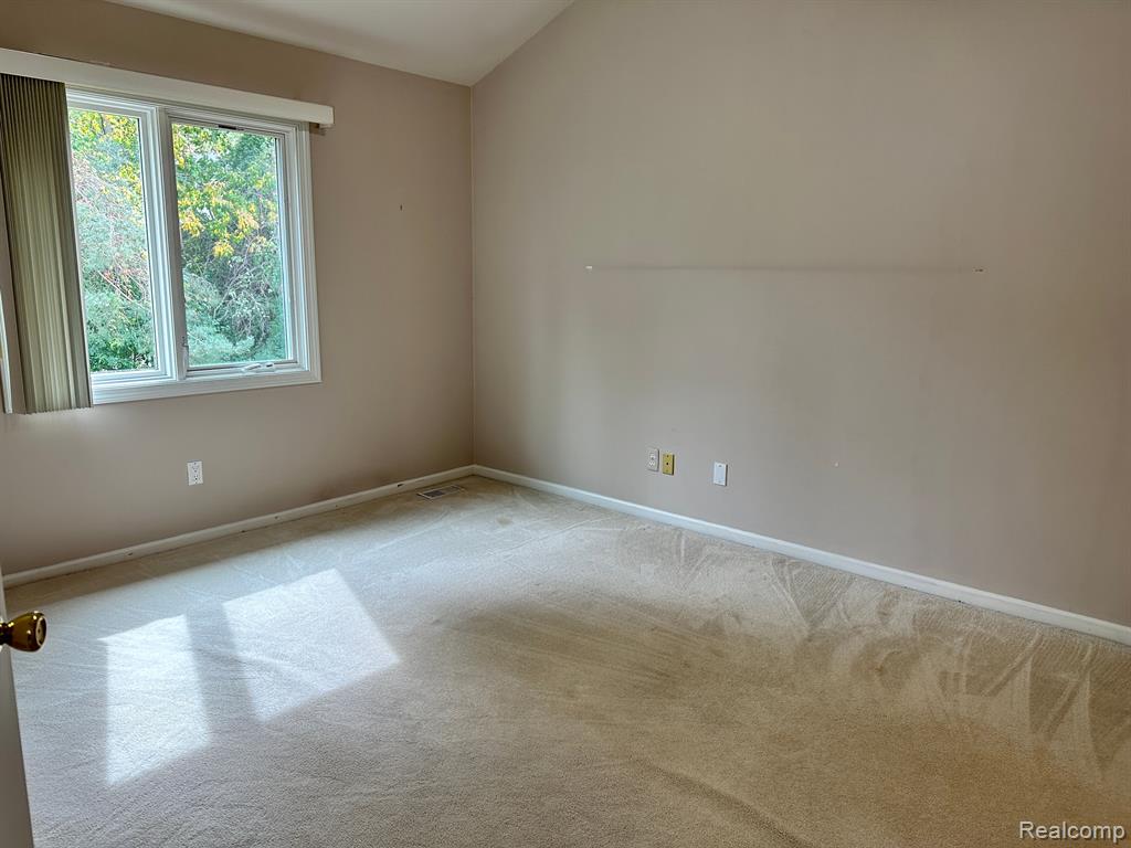 43841 ALGONQUIN Drive, Novi, MI — Photo 25