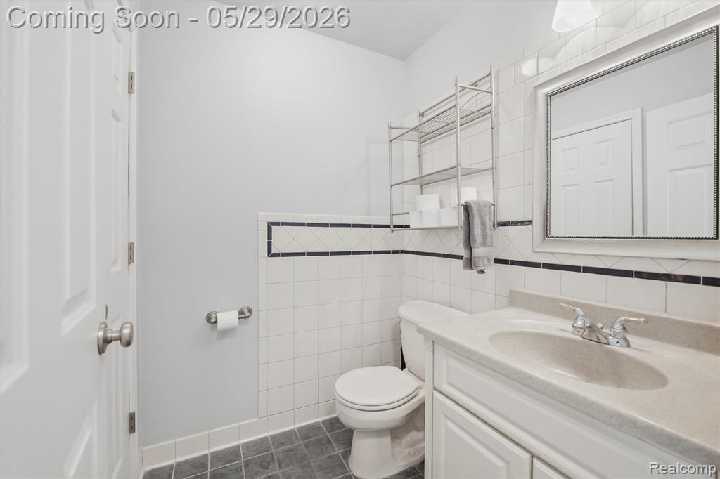 2360 Hickory Circle Drive, Howell, MI 48855 — Photo 11