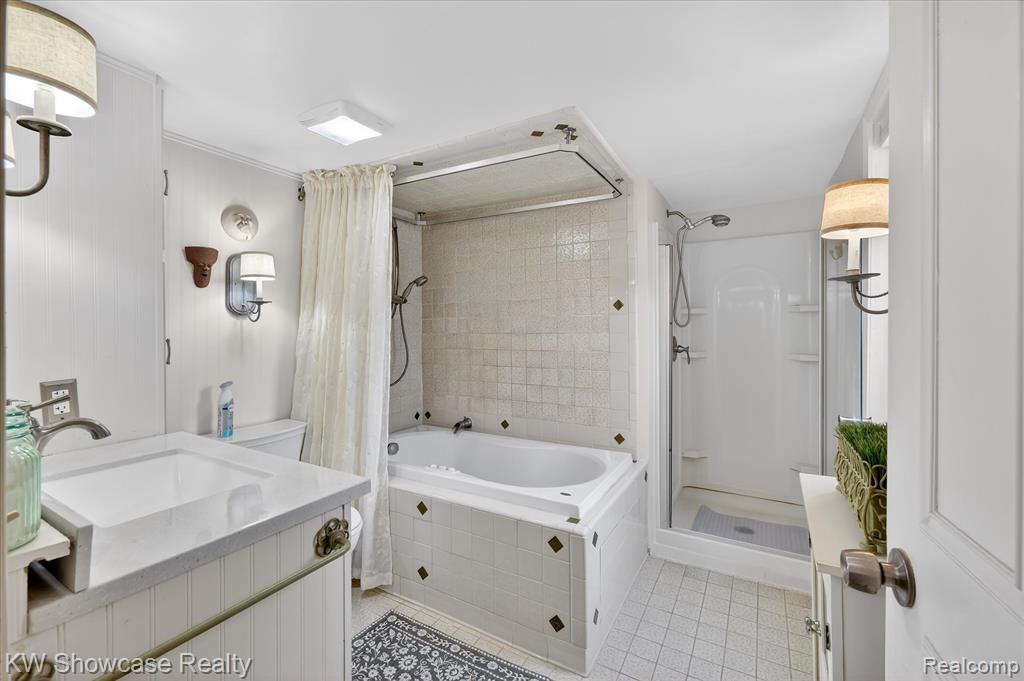 323 Franklin Street, Milford, MI 48381 — Photo 23