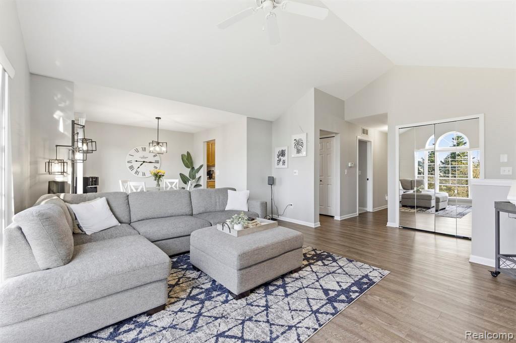 16556 Radison Drive, Macomb, MI 48044 — Photo 8
