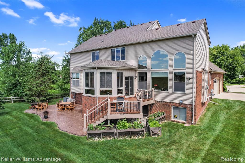 24839 BROMPTON WAY, South Lyon, MI 48178 — Photo 2