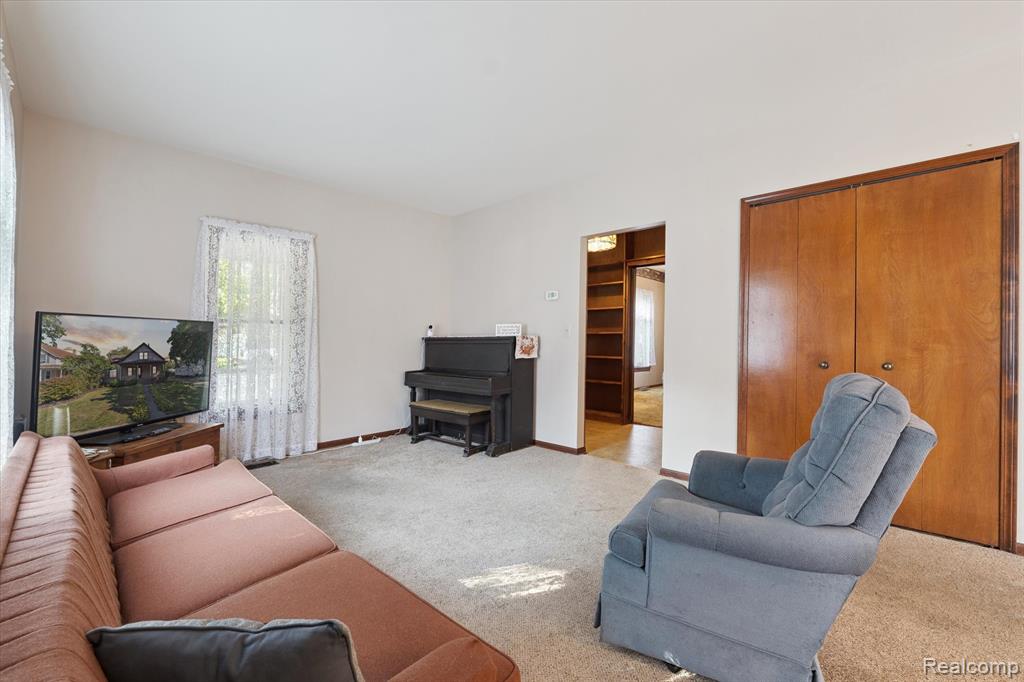 220 W 6th Street, Imlay City, MI 48444 — Photo 9