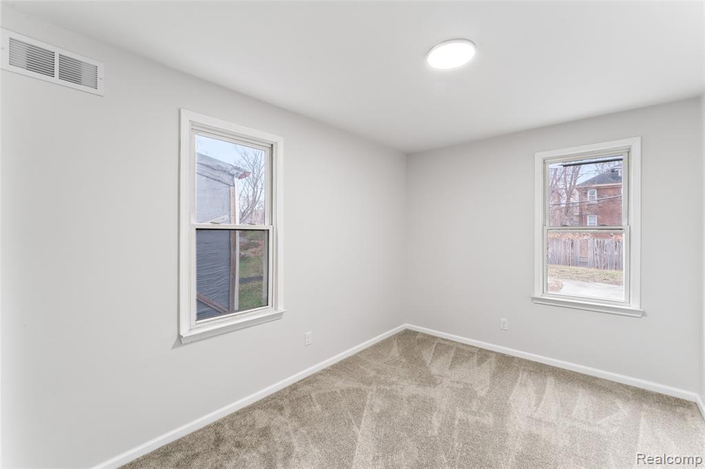 5524 Seebaldt Street, Detroit, MI 48204 — Photo 29