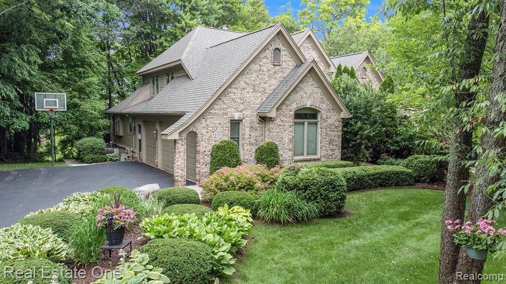 9832 Kingston Ridge, Clarkston, MI 48348 — Photo 50