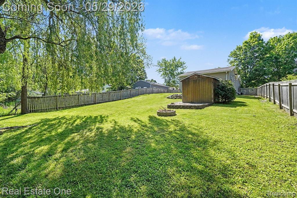 410 North Street, Holly, MI 48442 — Photo 24
