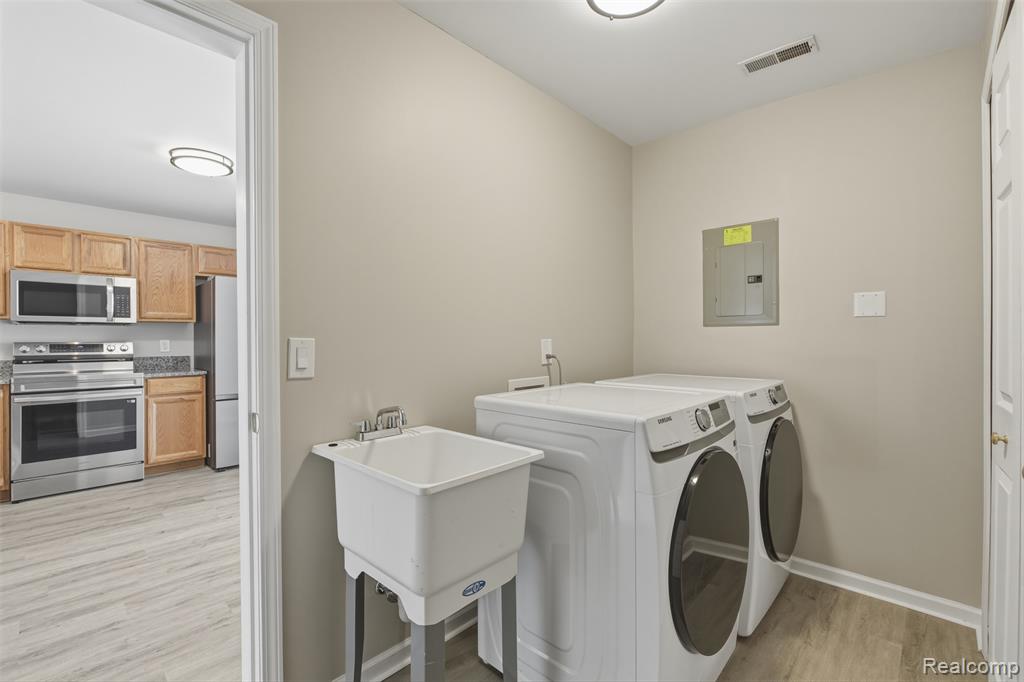 51828 Lionel Lane, New Baltimore, MI — Photo 14