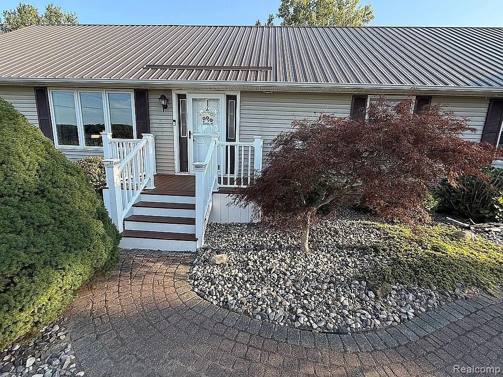4022 Busch Road, Birch Run, MI 48415 — Photo 4