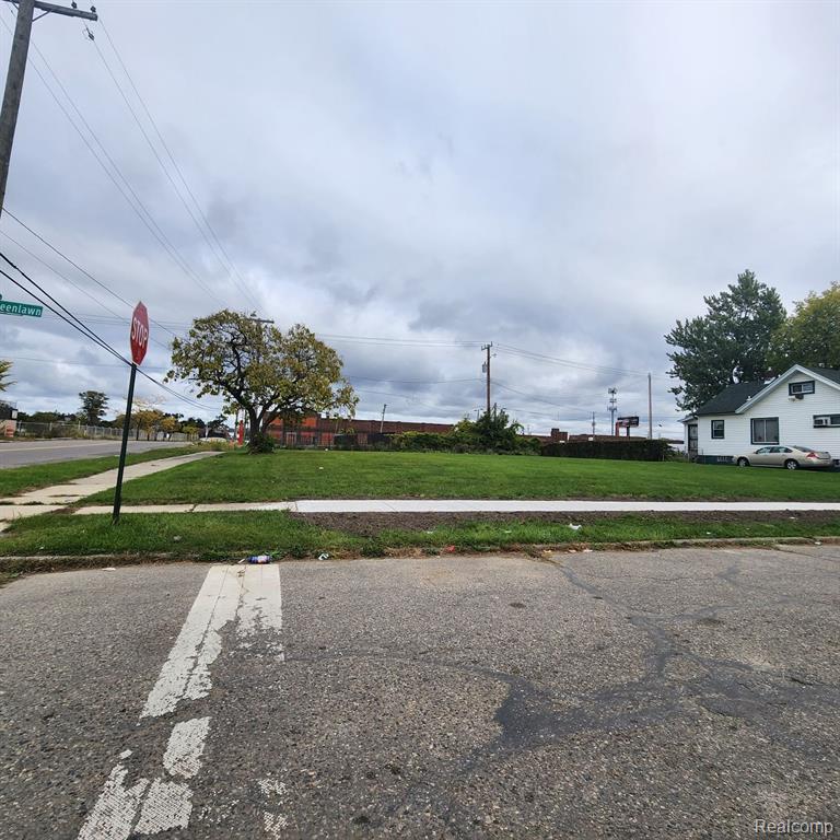 12406-12416 GREENLAWN Street, Detroit, MI 48204 — Photo 2