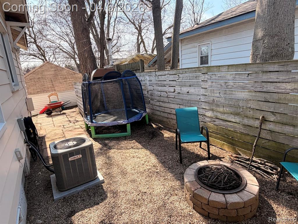 3051 Kenrick Street, Keego Harbor, MI 48320 — Photo 40