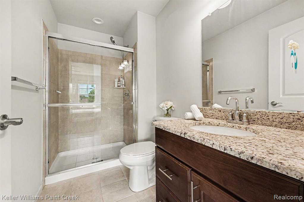 4923 Treeside Lane, Troy, MI 48098 — Photo 9