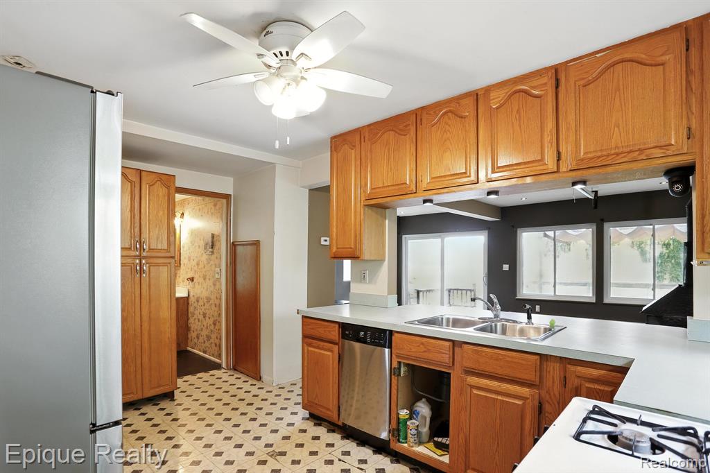 481 Heights Road, Lake Orion, MI 48362 — Photo 26