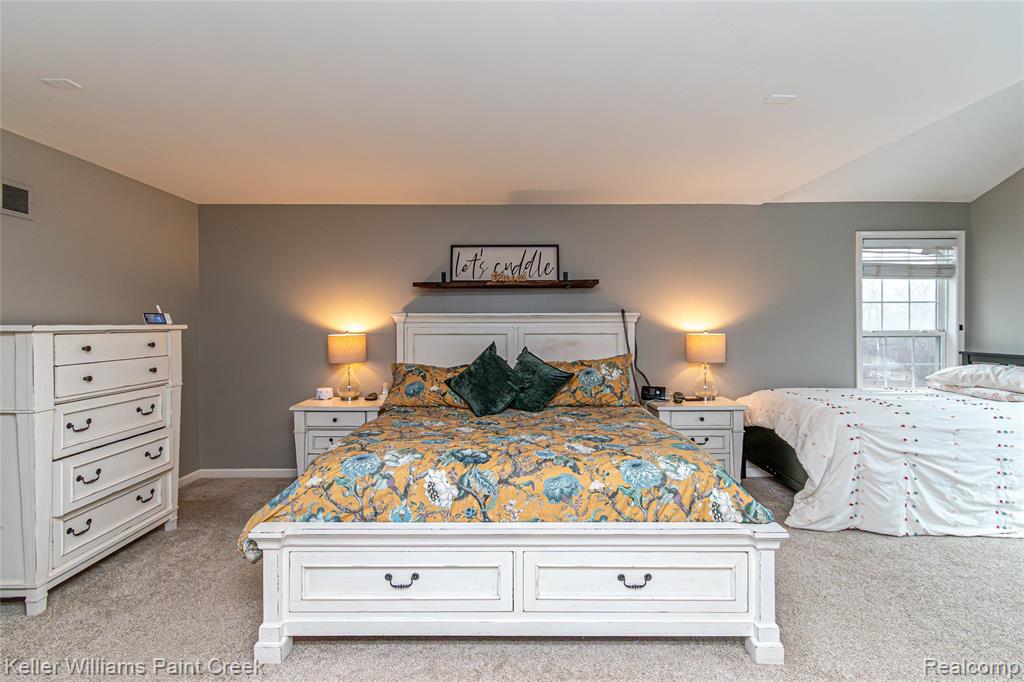 877 Wynstone Circle N, Oakland, MI — Photo 43