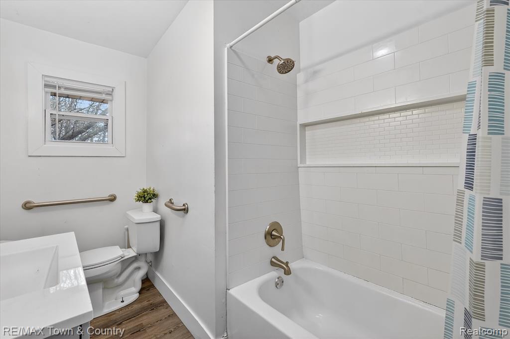 3384 Clement Street, Flint, MI 48504 — Photo 10