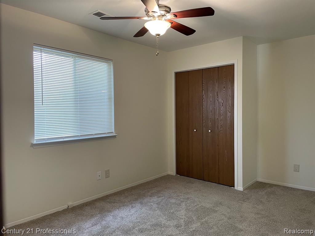 8468 Beatrice, Westland, MI — Photo 22