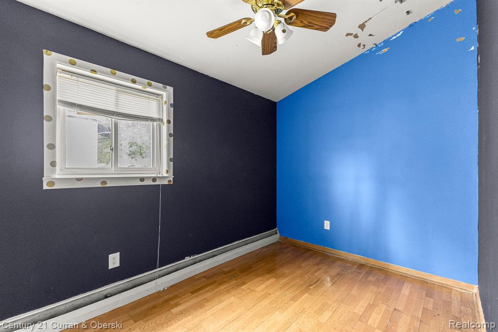 80 E MAHAN Avenue, Hazel Park, MI 48030 — Photo 23
