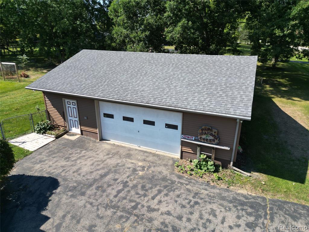 2291 Tomahawk Drive, Lapeer, MI 48446 — Photo 8