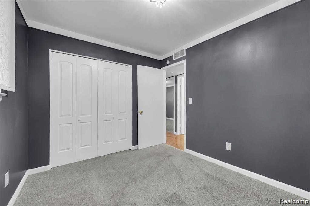 7518 Hazelton Street, Dearborn Heights, MI 48127 — Photo 14