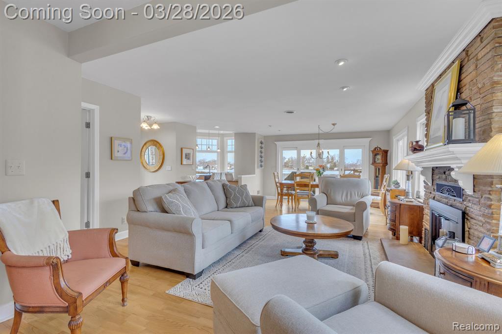 664 King Circle, Lake Orion, MI 48362 — Photo 17