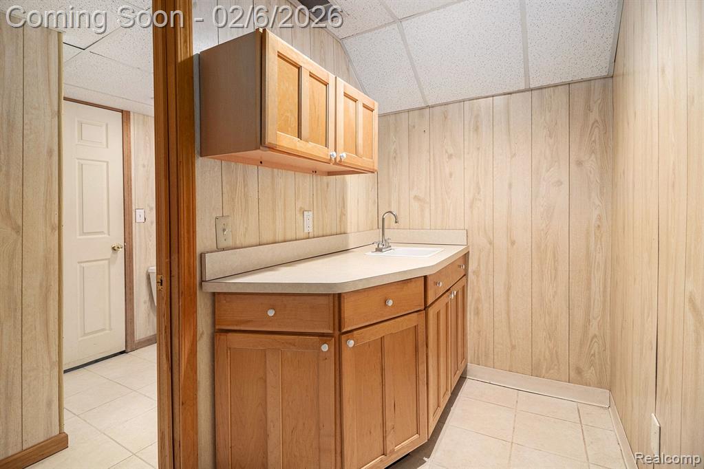 24516 Simmons Drive, Novi, MI — Photo 20