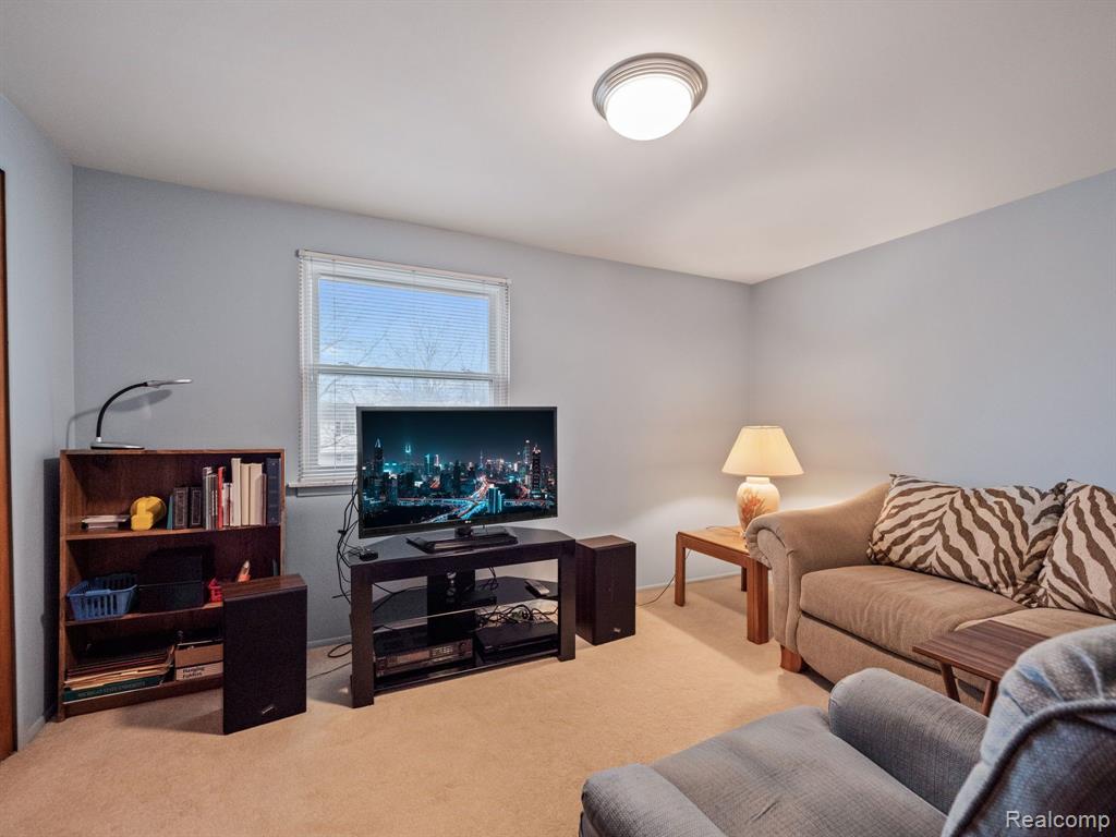 5562 ABINGTON Road, West Bloomfield, MI — Photo 27